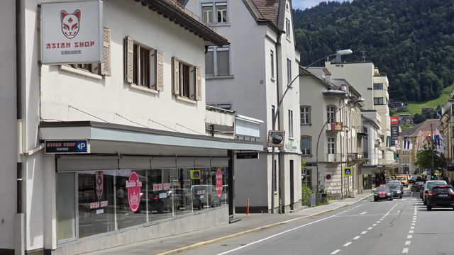 Geschäfts- Büro- Ausstellungsflächen und ein großes Lager Bregenz gegenüber Landhaus zu vermieten