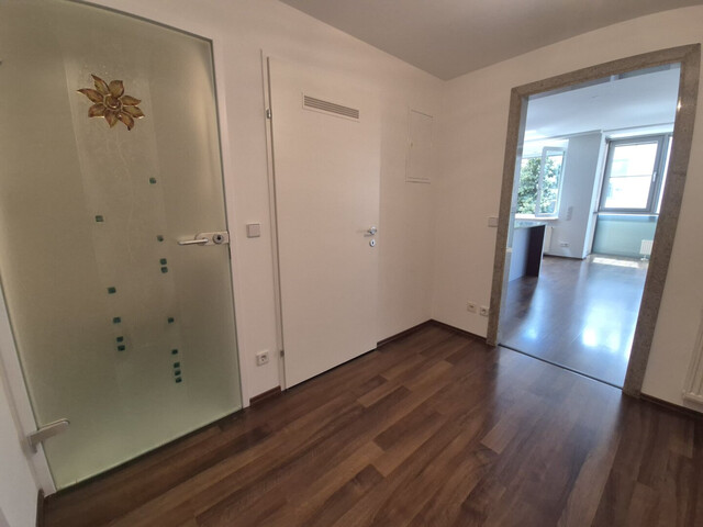 Baden Top Lage - zentrumsnah - hell - neuwertig