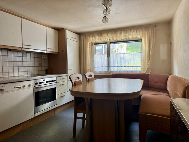 Doppelhaushälfte mit Potential und guter Lage sucht Handwerker