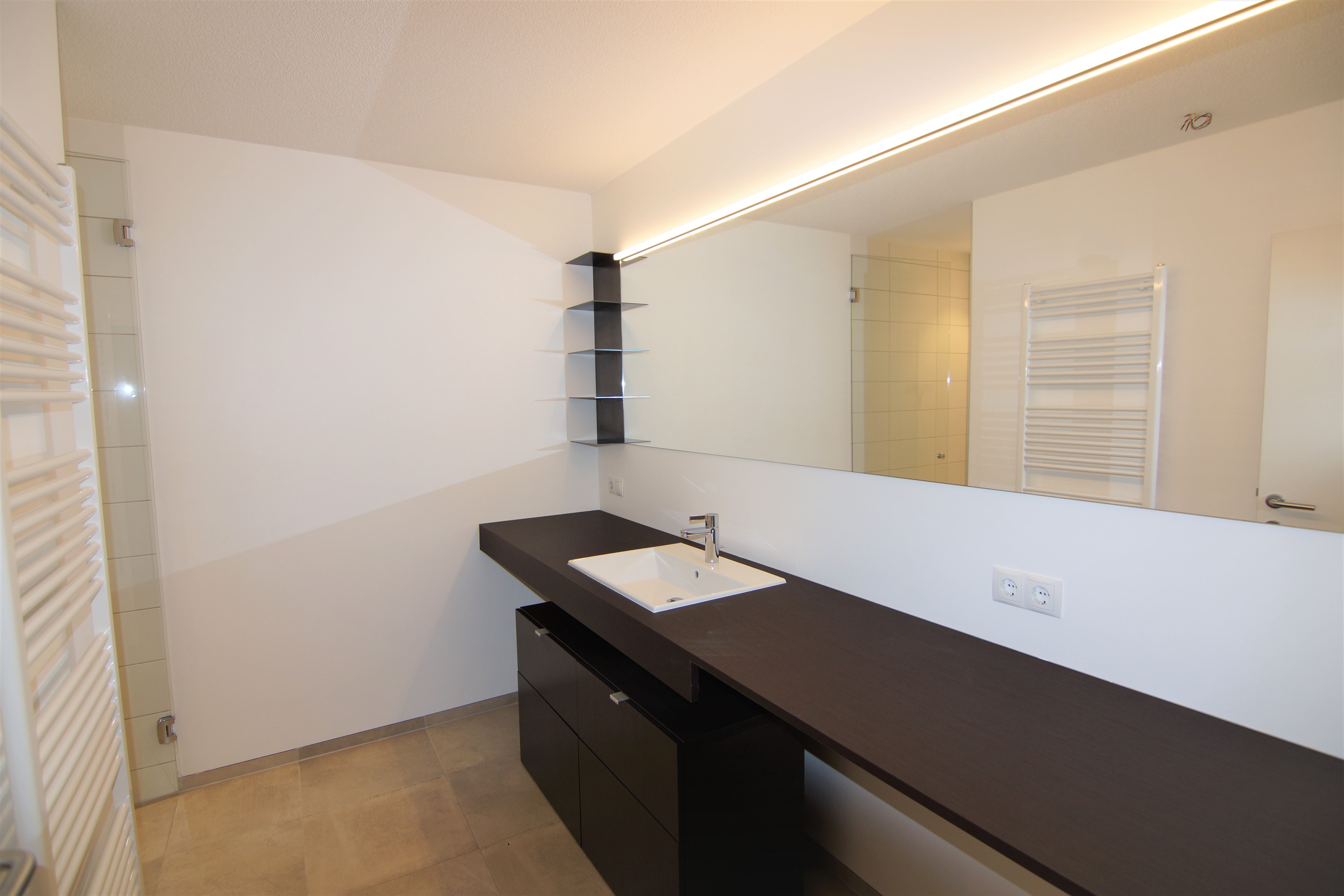 Hochwertig ausgestattete 3-Zimmer-Wohnung mit großzügigem Balkon und Tiefgaragenplatz in Lauterach, Pilzweg