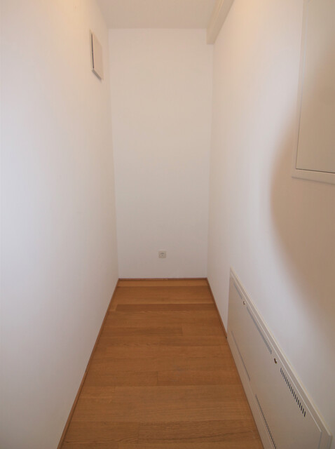Hochwertig ausgestattete 3-Zimmer-Wohnung mit großzügigem Balkon und Tiefgaragenplatz in Lauterach, Pilzweg