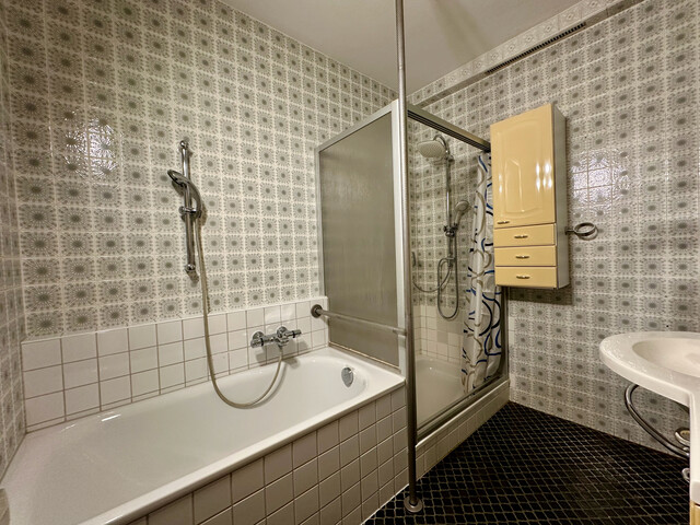 "ohne Provision" helle 3,5 Zimmer Wohnung mit Balkon