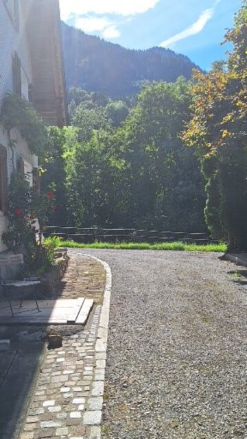 Leistbares schönes Grundstück mit altem Bauenhof (Renovierungsbedürftig) In Hohenems Emsreute