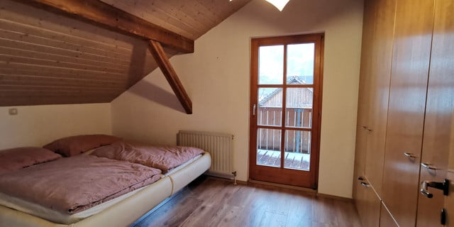 Charmante Dachwohnung mit Südbalkon