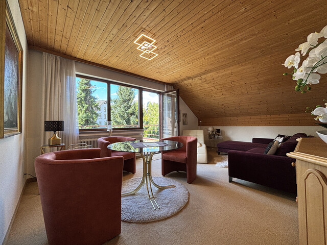 "ohne Provision" geräumige, möblierte 3,5 Zimmer Terrassenwohnung