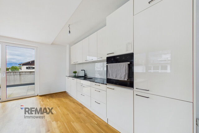 Moderne 3-Zimmer-Wohnung mit großer Sonnenterrasse & traumhafter Ruhelage in Schlins