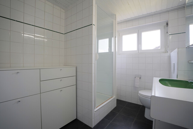 Großzügiges, sehr gepflegtes 5-Zimmer-Einfamilienhaus mit Wintergarten 