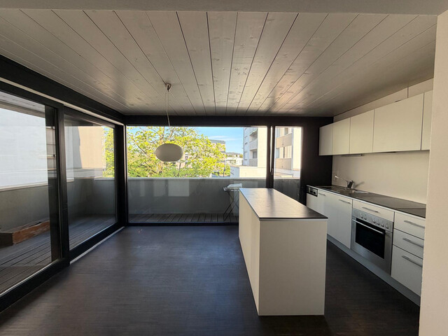 Wohnen im Zentrum von Hard: Gräumige 2-Zi-Wohnung  mit  Balkon und Parkplatz in Top-Lage!