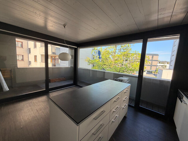 Wohnen im Zentrum von Hard: Gräumige 2-Zi-Wohnung  mit  Balkon und Parkplatz in Top-Lage!