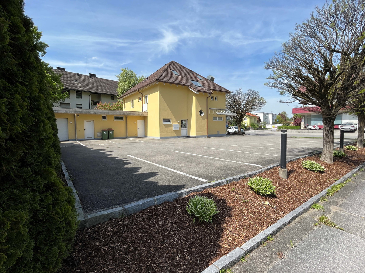 Top Standort / Gastlokal mit Gastgarten und 3 Wohneinheiten