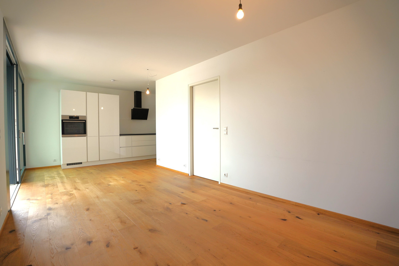 Lochau Hörbranzer Straße: Moderne 2-Zimmer-Neubau-Wohnung mit Balkon und Tiefgaragenplatz