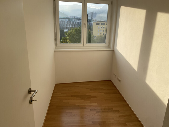 Exklusive 2,5-Zimmer-Dachgeschoss-Wohnung mit großer Panorama-Terrasse im Zentrum von Dornbirn