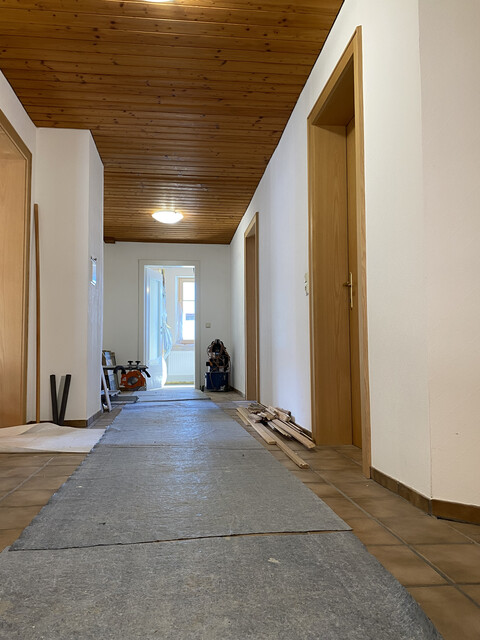 4-Zimmer-Erdgeschosswohnung in generalsaniertem Haus in Röthis (zentrale Lage) mit Gartenanteil