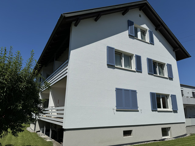 Gemütliche 3-Zimmer-Wohnung mit Balkon &  Gartenmitbenutzung in Höchst zu vermieten