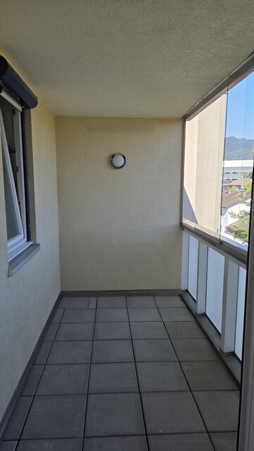 Geräumige Wohnung mit Tiefgarage, Terrasse, Loggia, Abstellraum, Keller und Fahrradabstellraum