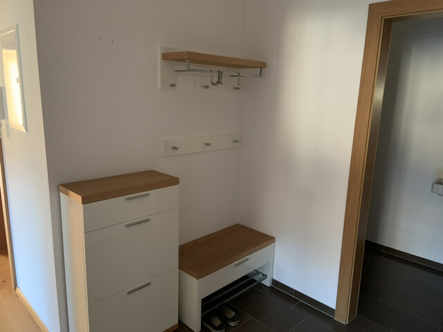 Moderne 4-Zimmer-Wohnung mit Terrasse, Tiefgaragenplatz und Kellerabteil in Muntlix