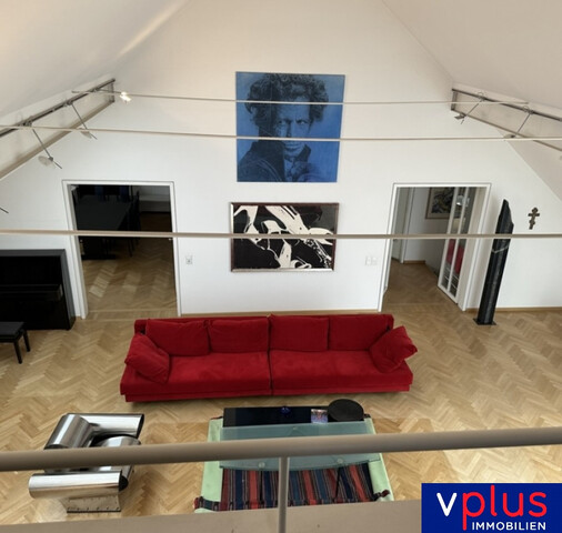 Exklusive Maisonette-Wohnung mit Wintergarten und Terrasse