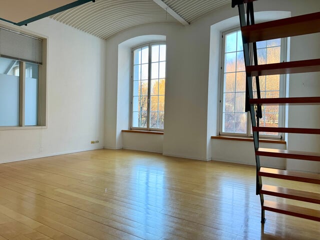 einmaliges Büro-Loft mit Galerie