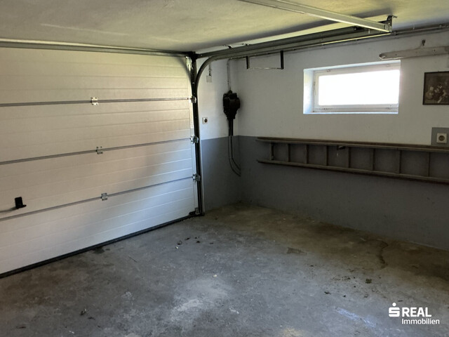 Altes Haus in sehr sonniger Lage an einer Sackgasse