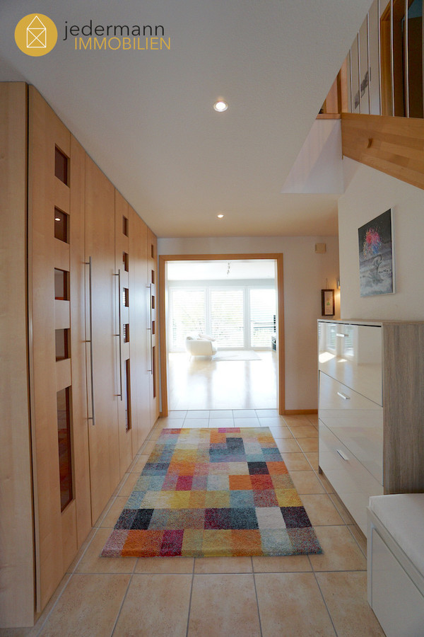 !! VERGEBEN !! RÖTHIS: Elegantes Wohnhaus in Hanglage - traumhafter Ausblick!