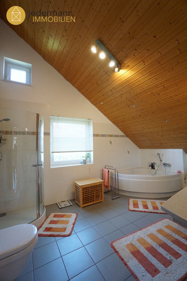 !! VERGEBEN !! RÖTHIS: Elegantes Wohnhaus in Hanglage - traumhafter Ausblick!