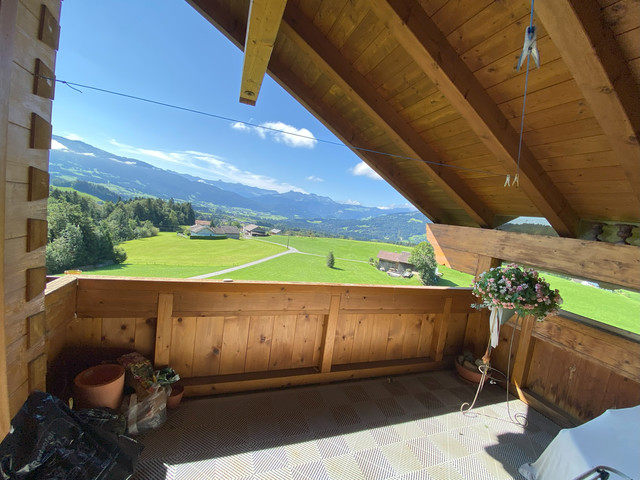 Zweifamilienhaus mit herrlicher Aussicht in Langenegg