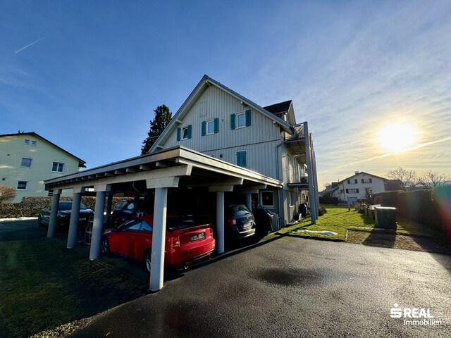 Tolle 2-Zimmerwohnung mit Balkon & Carportparkplatz