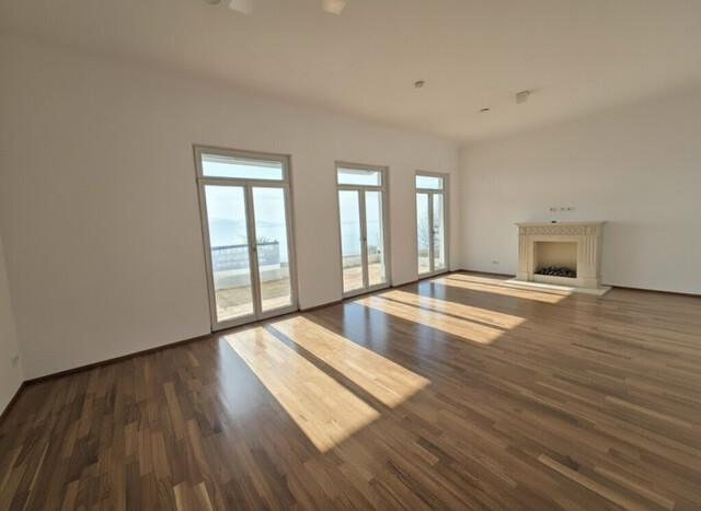 Direkte Seelage: Hochwertige 4-Zimmerwohnung, Traum-Seeblick in Lochau zum mieten!