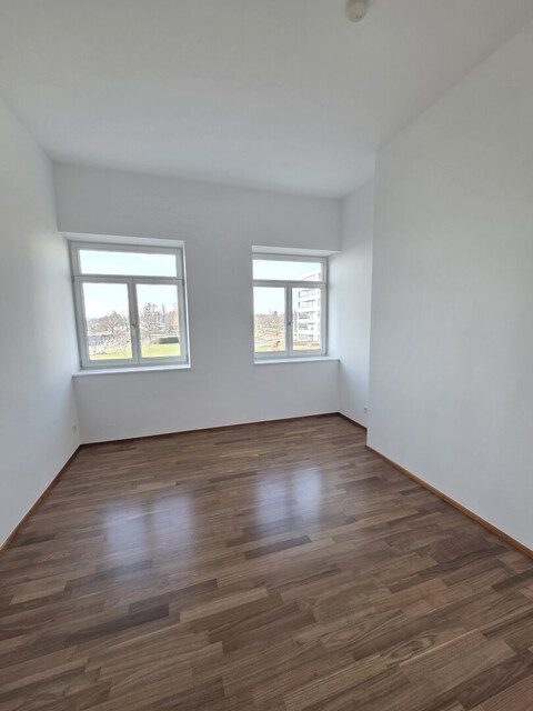 Direkte Seelage: Hochwertige 4-Zimmerwohnung, Traum-Seeblick in Lochau zum mieten!