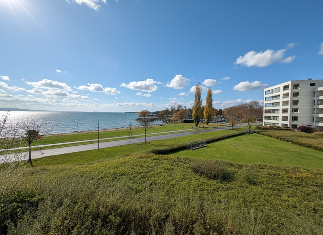 Direkte Seelage: Hochwertige 4-Zimmerwohnung, Traum-Seeblick in Lochau zum mieten!