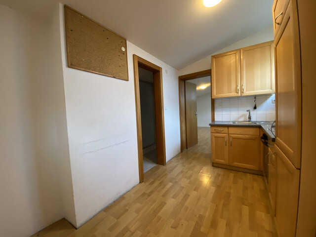 ohne Provision  gemütliche 1,5 Zimmer Wohnung in zentraler Lage