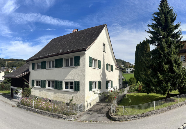 Altes Bauernhaus in Göfis mit vielen Möglichkeiten