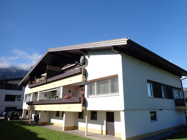 Nenzing... helle und freundliche 3½-Zimmer-Wohnung mit Balkon und großer Garage