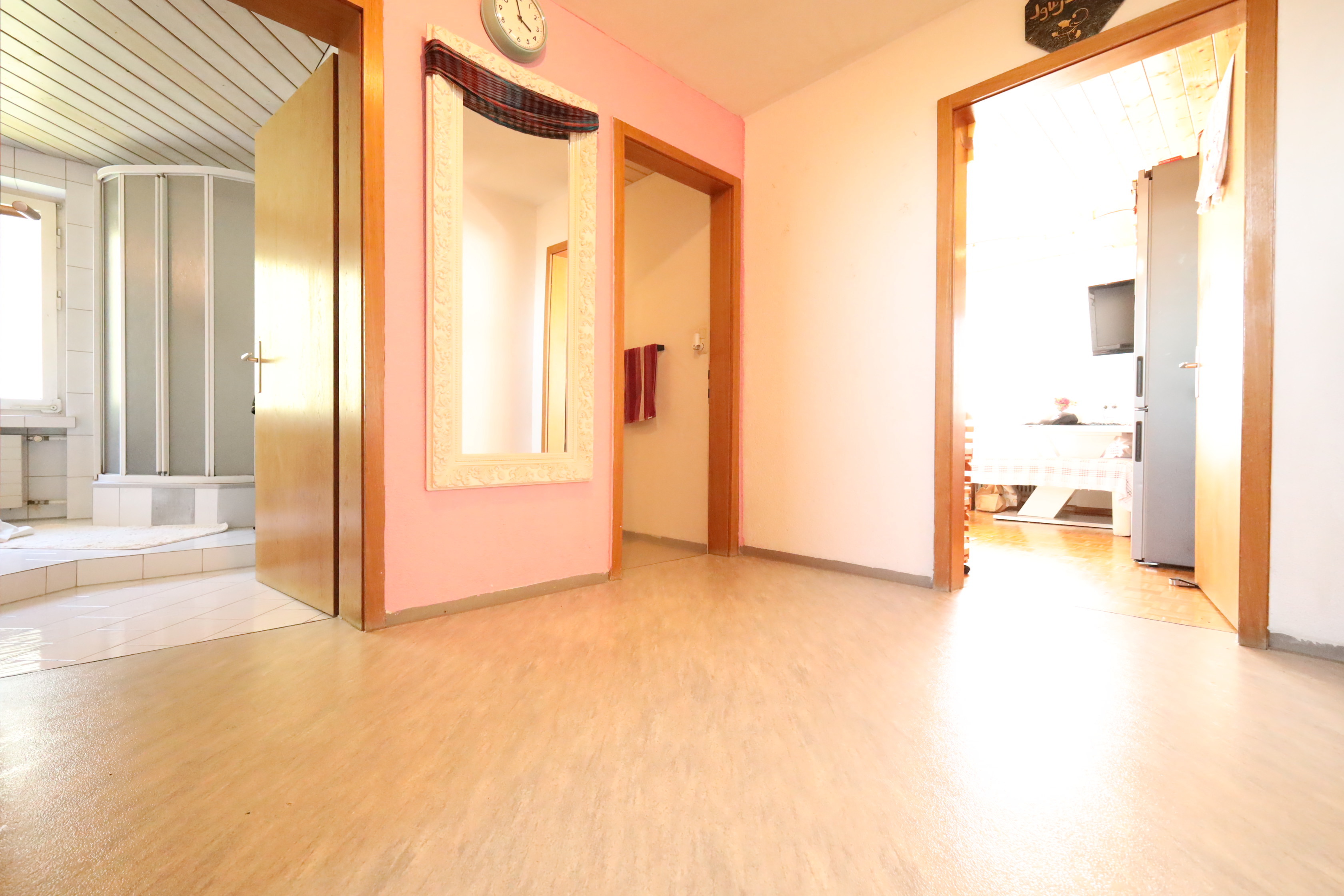 170m² Wohnfläche für Renovierungsprofis!