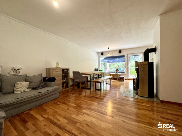 NEUER PREIS : Doppelhaushälfte in Ruhelage