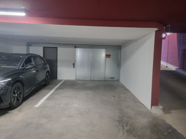 Hobbyraum / Abstellraum Oldtimer / Werkstatt mit super Verkehrsanbindung