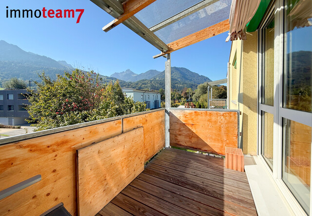 Zwischen Bergwelt und Stadt - Dachgeschosswohnung mit Weitblick