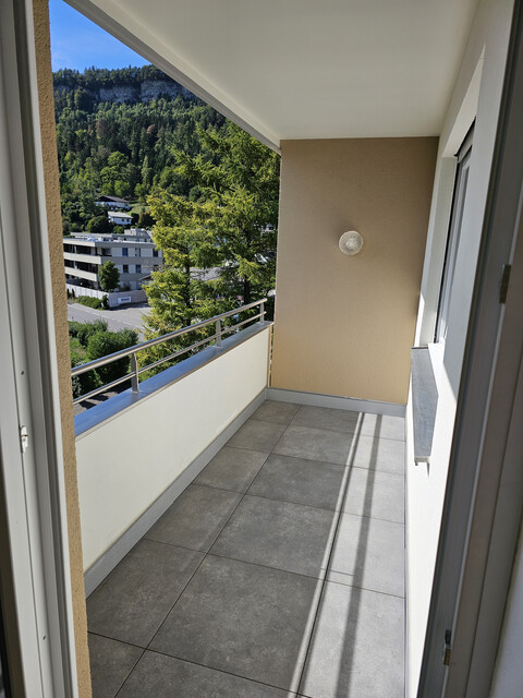 Schöne Ruhige Dachgeschoss Wohnung
