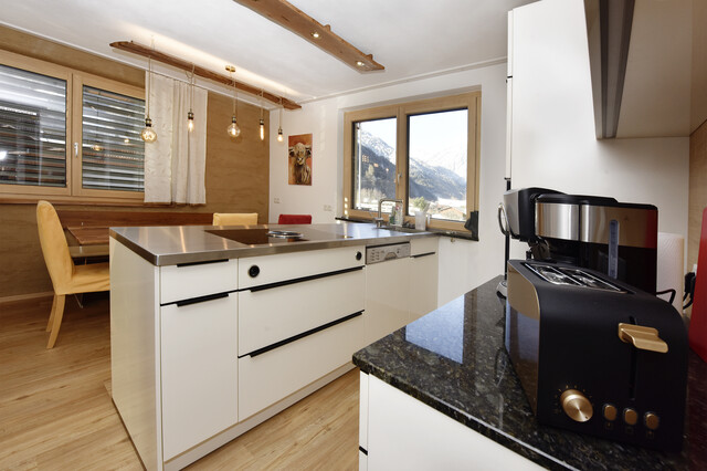 Sanierte ebenerdige Garten - Mietwohnung 