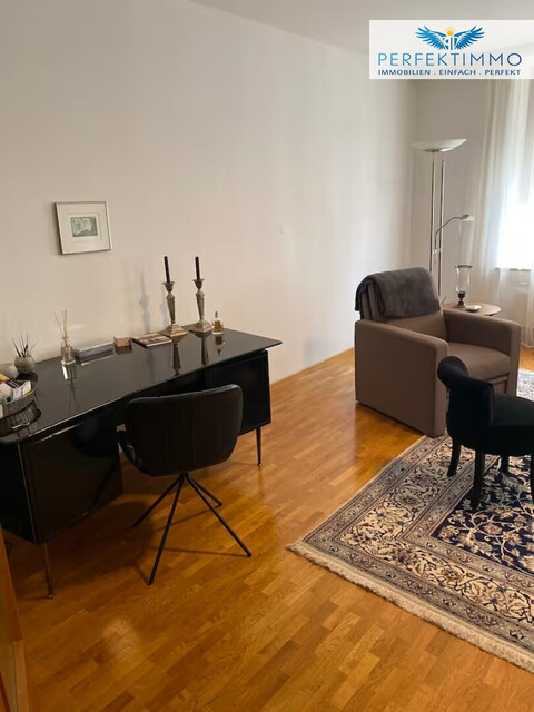 Rarität in der Bergstraße – Stilvolles Zinshaus mit Potenzial in Bestlage von Bregenz