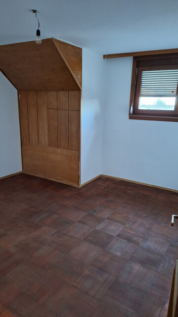 5-Zimmer-Wohnung in sehr guter Lage neu zu vermieten