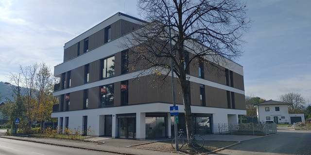 Neuwertige exklusive 3-Zimmer-Wohnung mit Garten im Herzen von Mäder – inkl. Tiefgaragenplatz