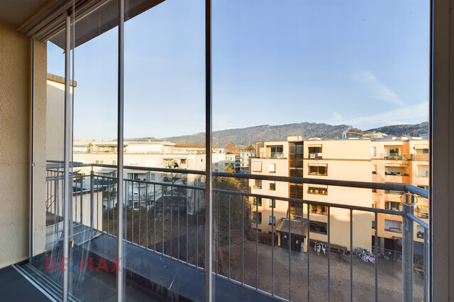 Gemütliche 3-Zimmer-Wohnung mit Loggia und sonnigem Balkon