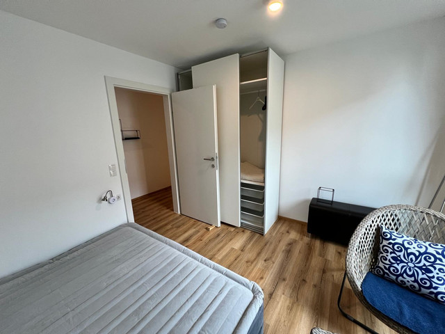 Hochwertige 3-Zimmer-Wohnung in Höchst zu vermieten. Moderner, lichtdurchfluteter Neubau mit Terrasse, Einbauküche und Tiefgaragenstellplatz..