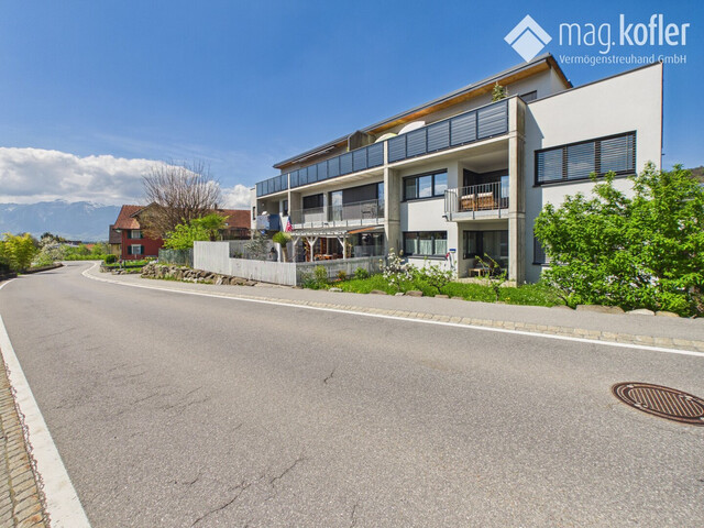 Lichtdurchflutete 3-Zimmer Wohnung mit Loggia in Weiler