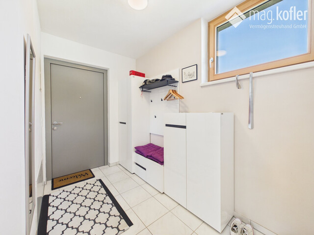 Lichtdurchflutete 3-Zimmer Wohnung mit Loggia in Weiler