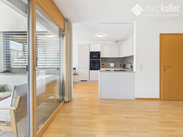 Lichtdurchflutete 3-Zimmer Wohnung mit Loggia in Weiler