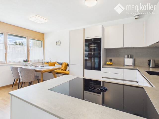 Lichtdurchflutete 3-Zimmer Wohnung mit Loggia in Weiler