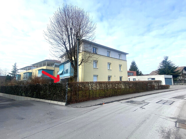 Sanierte 3-Zimmer Gartenwohnung mit Garage, Terrasse, Garten und Keller in Top-Lage!