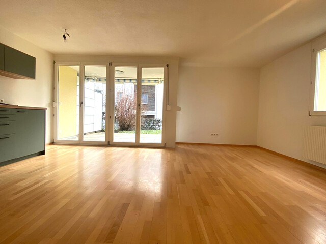 Sanierte 3-Zimmer Gartenwohnung mit Garage, Terrasse, Garten und Keller in Top-Lage!